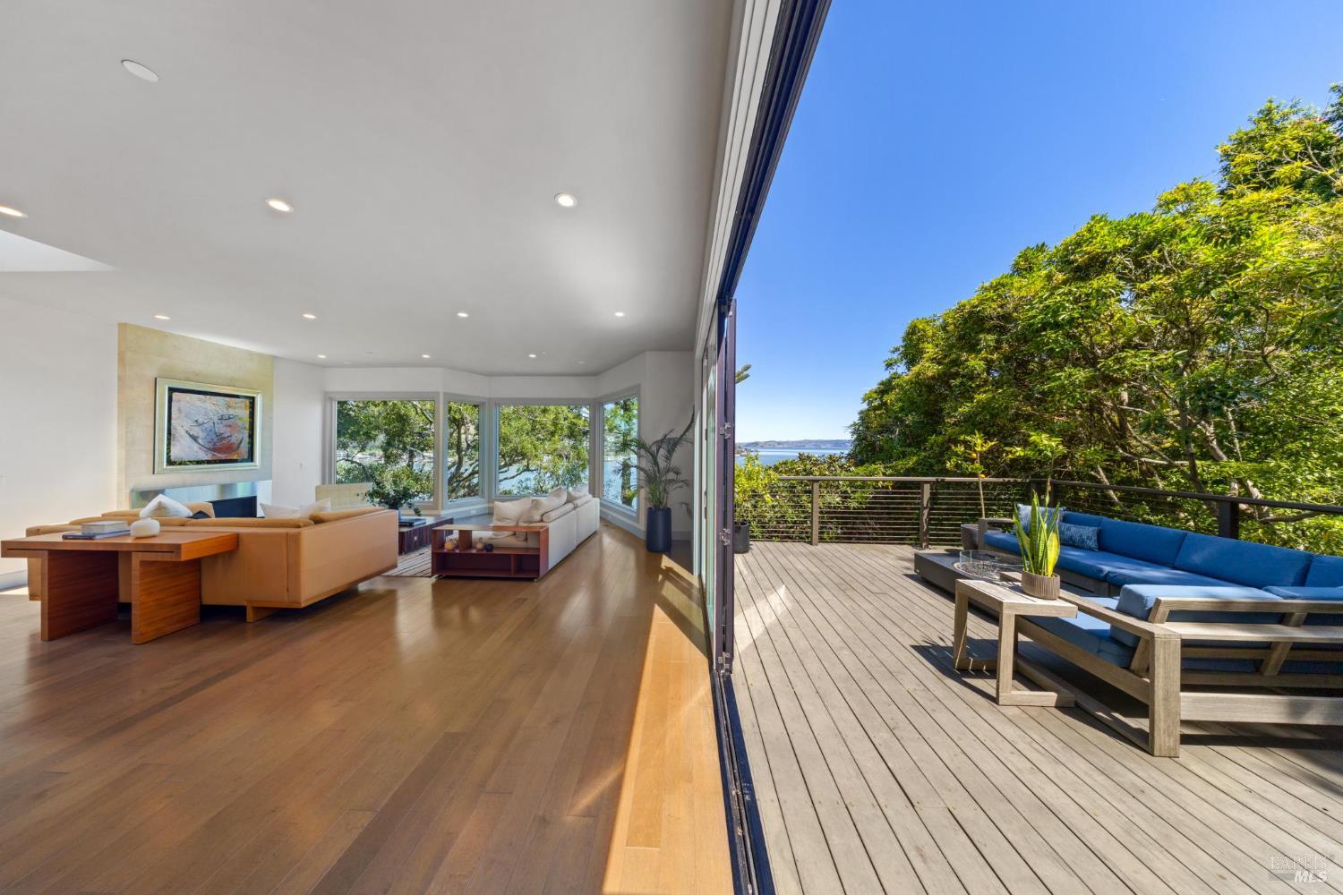 290 Beach Road Belvedere, CA 94920 - Photo 17 of 77