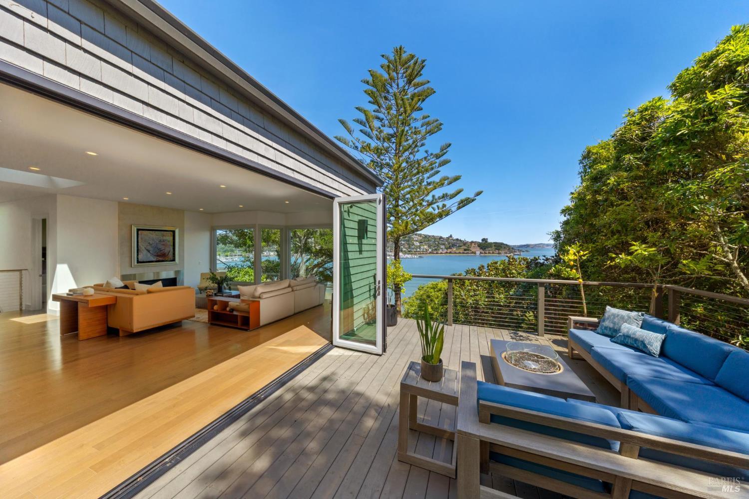 290 Beach Road Belvedere, CA 94920 - Photo 21 of 77