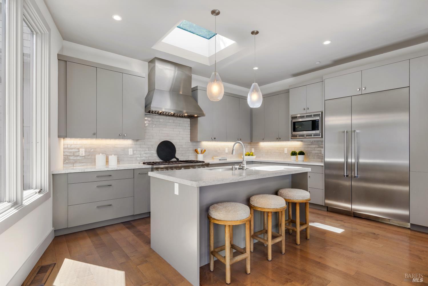 290 Beach Road Belvedere, CA 94920 - Photo 29 of 77