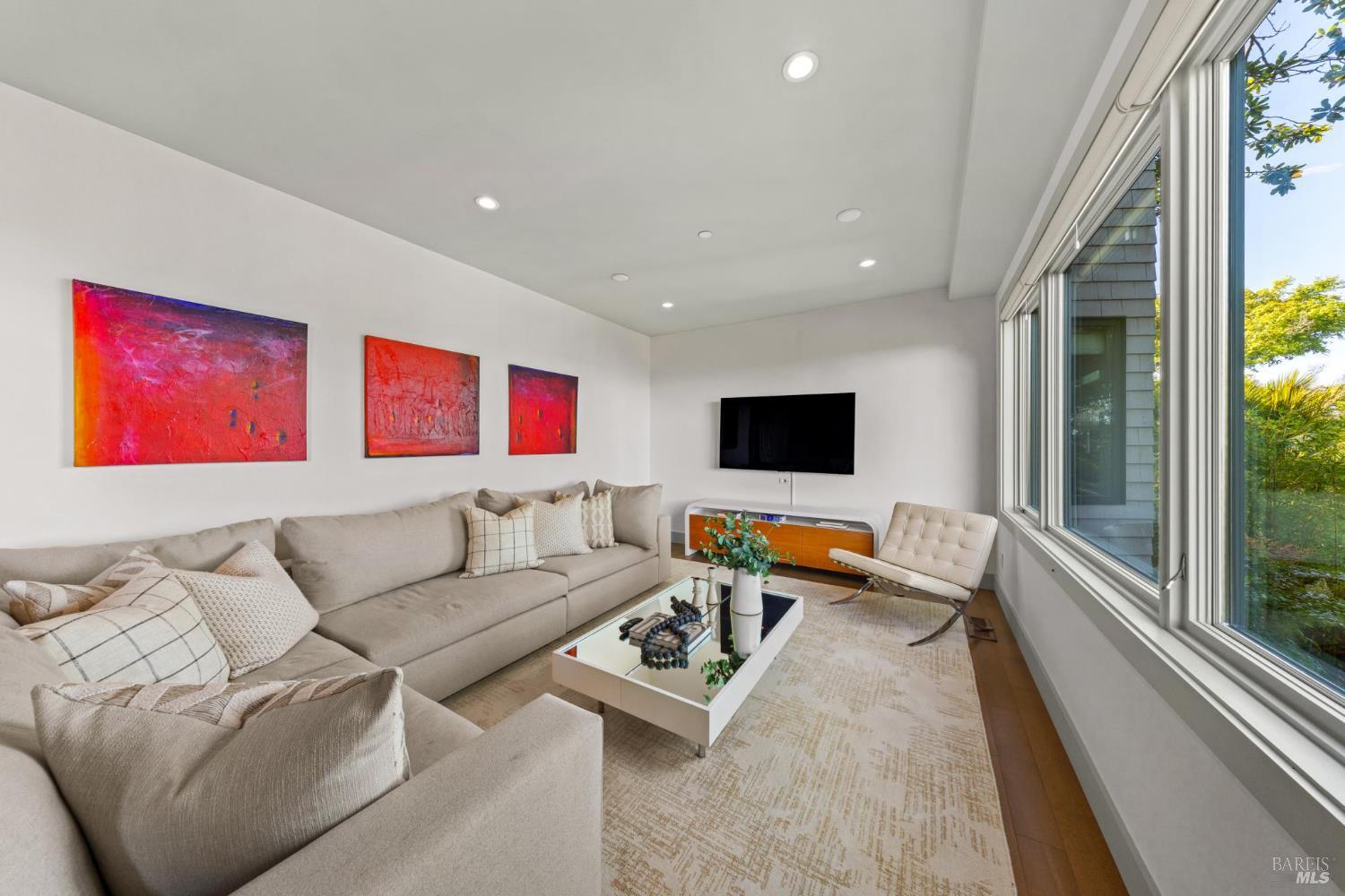 290 Beach Road Belvedere, CA 94920 - Photo 43 of 77