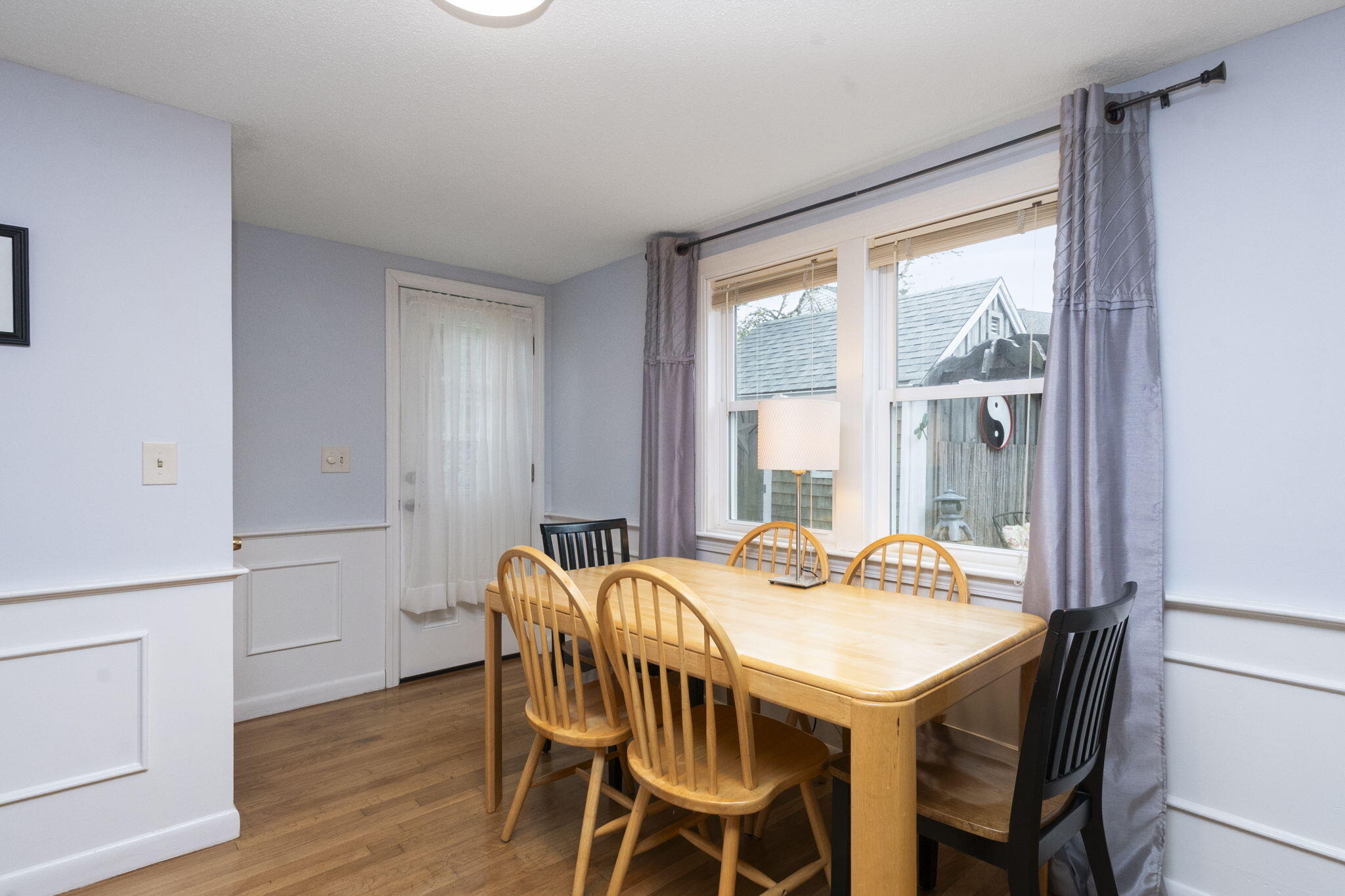 102 Sea Street Dennis Port, MA 02639 - Photo 25 of 37 a dining room with furniture and window