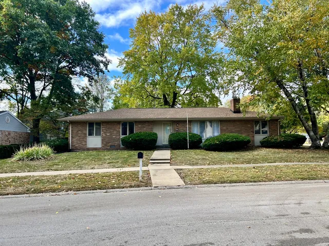 $245,000 | 2501 Melrose Drive, Champaign, IL 61820