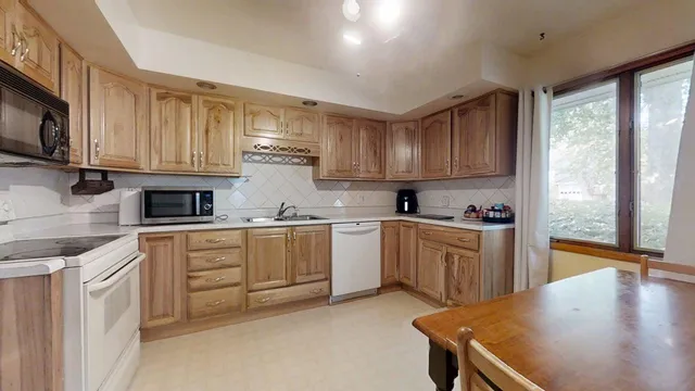 $245,000 | 2501 Melrose Drive, Champaign, IL 61820