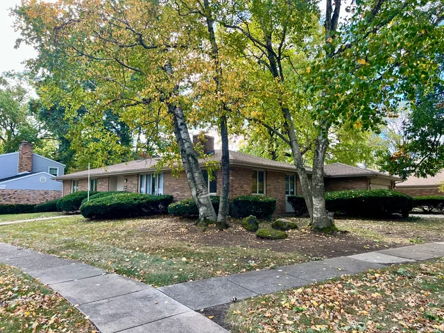 $245,000 | 2501 Melrose Drive, Champaign, IL 61820