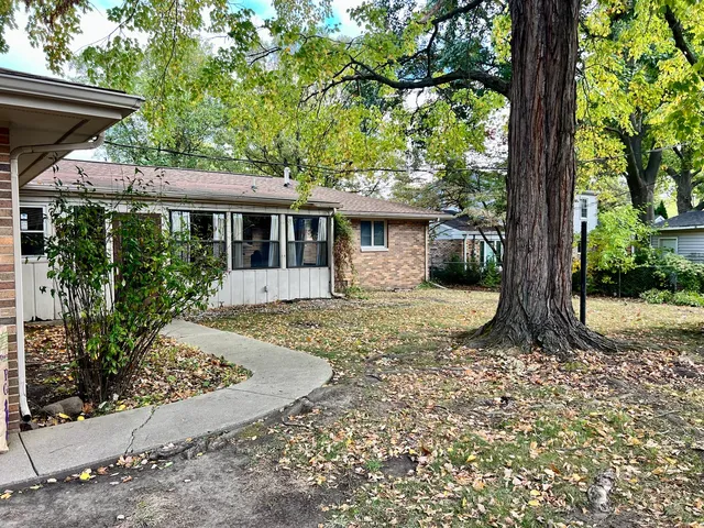 $245,000 | 2501 Melrose Drive, Champaign, IL 61820