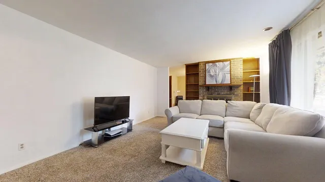 $245,000 | 2501 Melrose Drive, Champaign, IL 61820