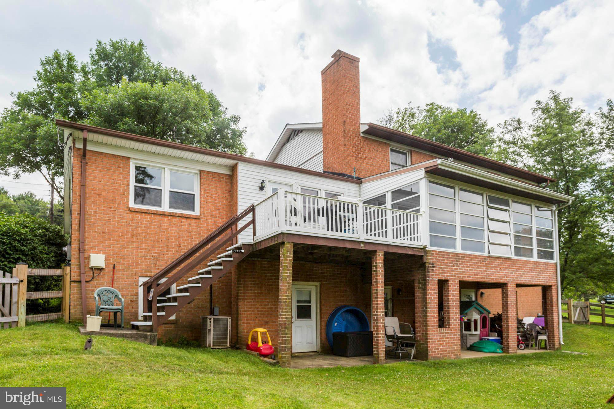9105 Gue Road Damascus, MD 20872 - Photo 28 of 30 Exterior (Rear)