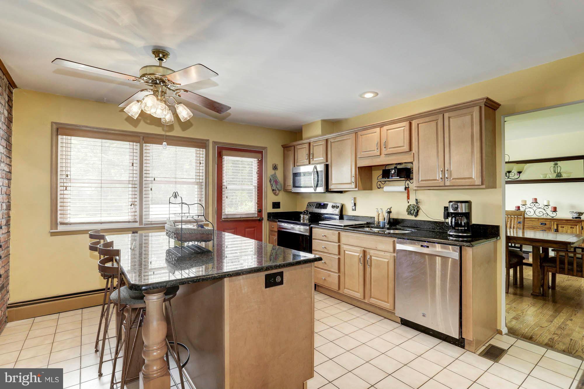 9105 Gue Road Damascus, MD 20872 - Photo 6 of 30 Kitchen