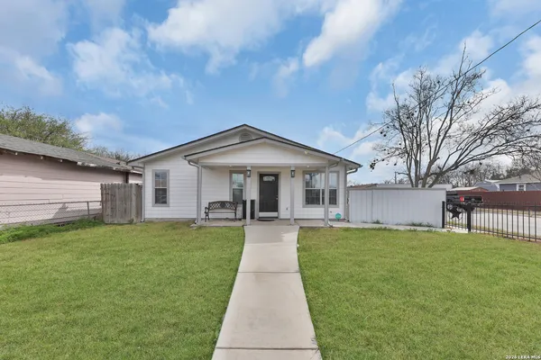 $1,775 | 422 Wagner Avenue, San Antonio, TX 78211