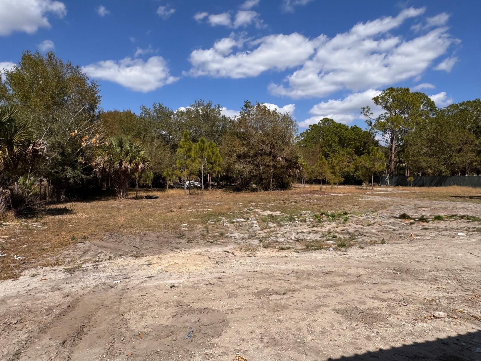 357 Hunting Club Avenue Clewiston, FL 33440 - Photo 37 of 37 357 19