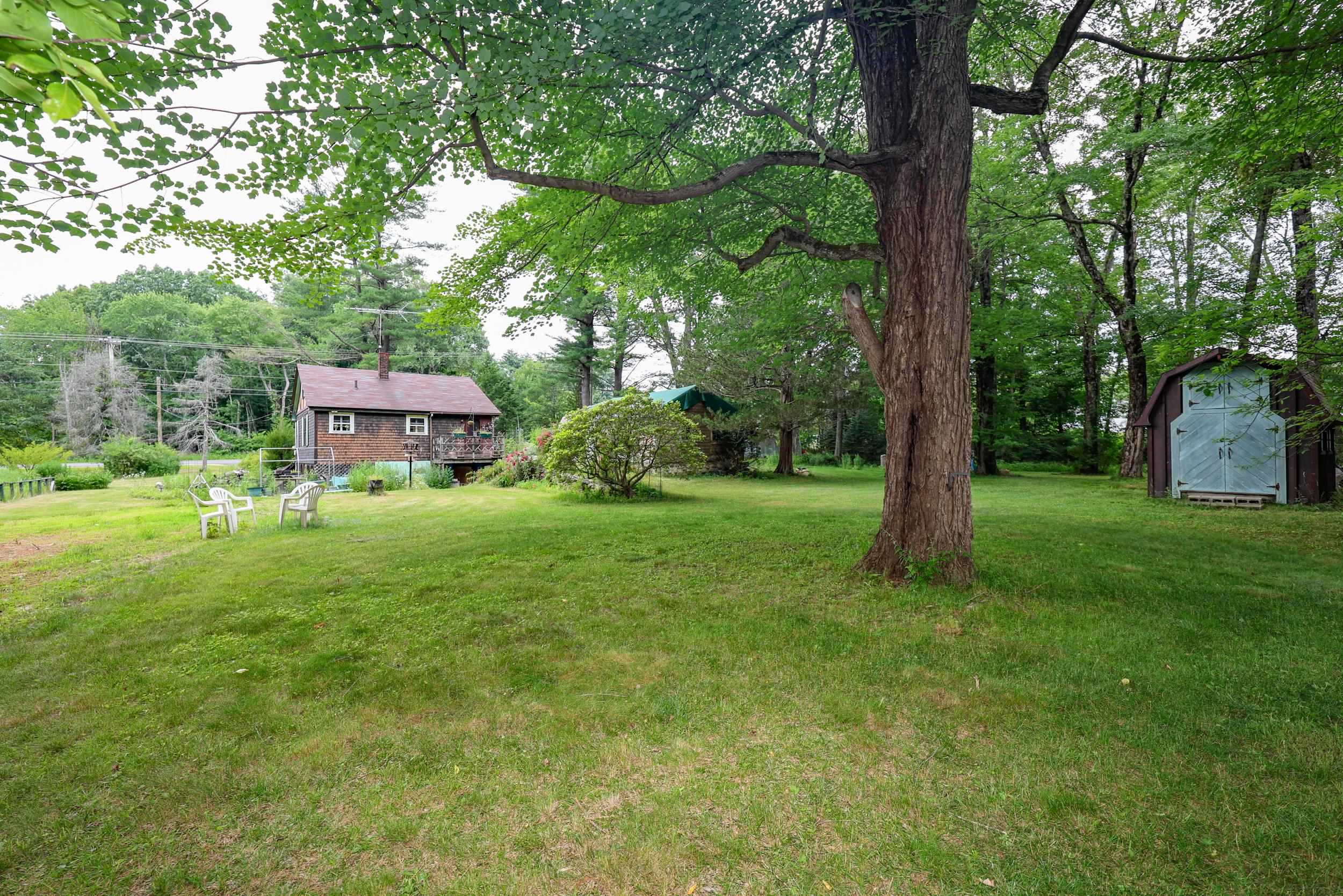 283 Hampstead Road Derry, NH 03038 - Photo 7 of 56