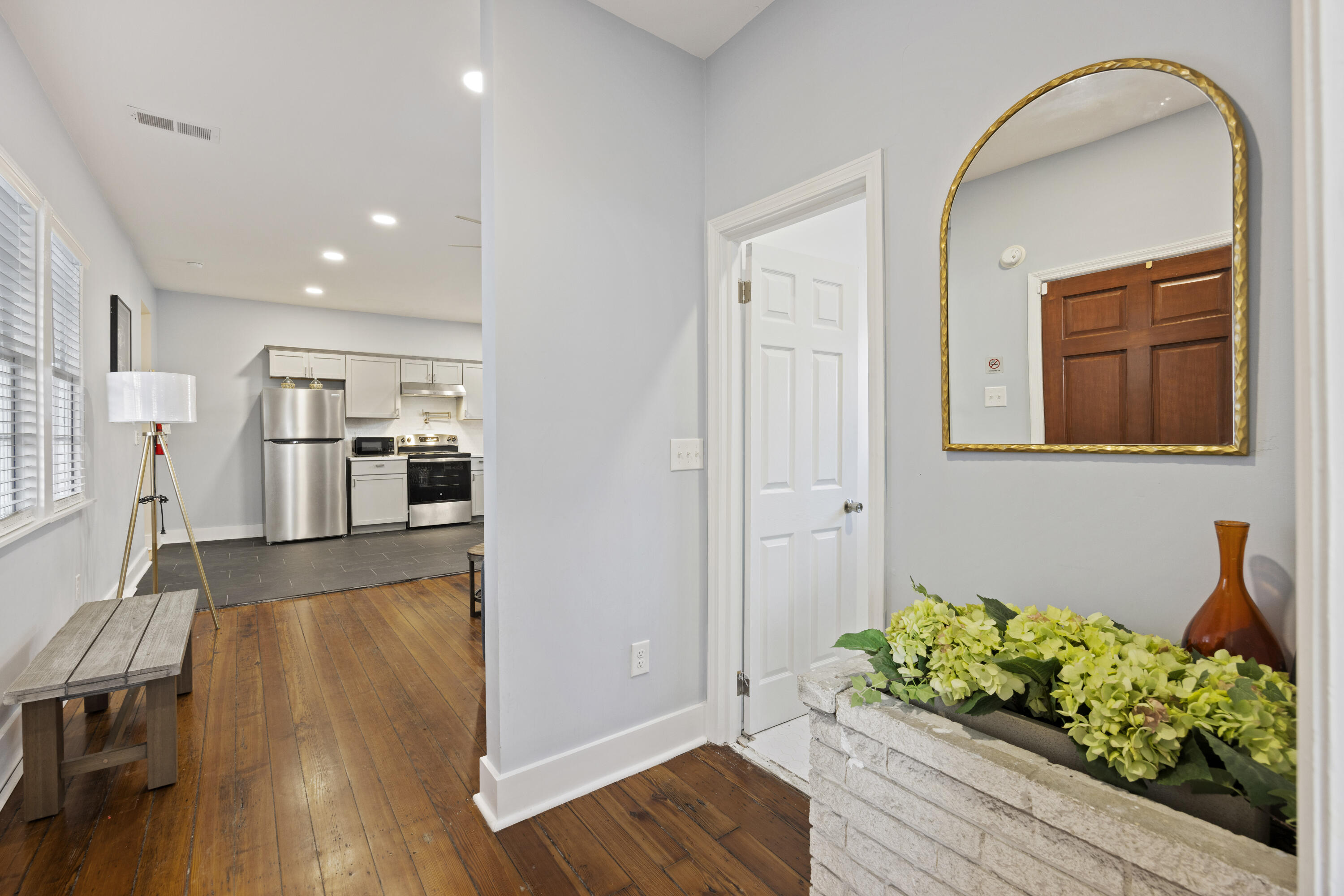 66 Line Street, Unit B Charleston, SC 29403 - Photo 12 of 34 243A0417
