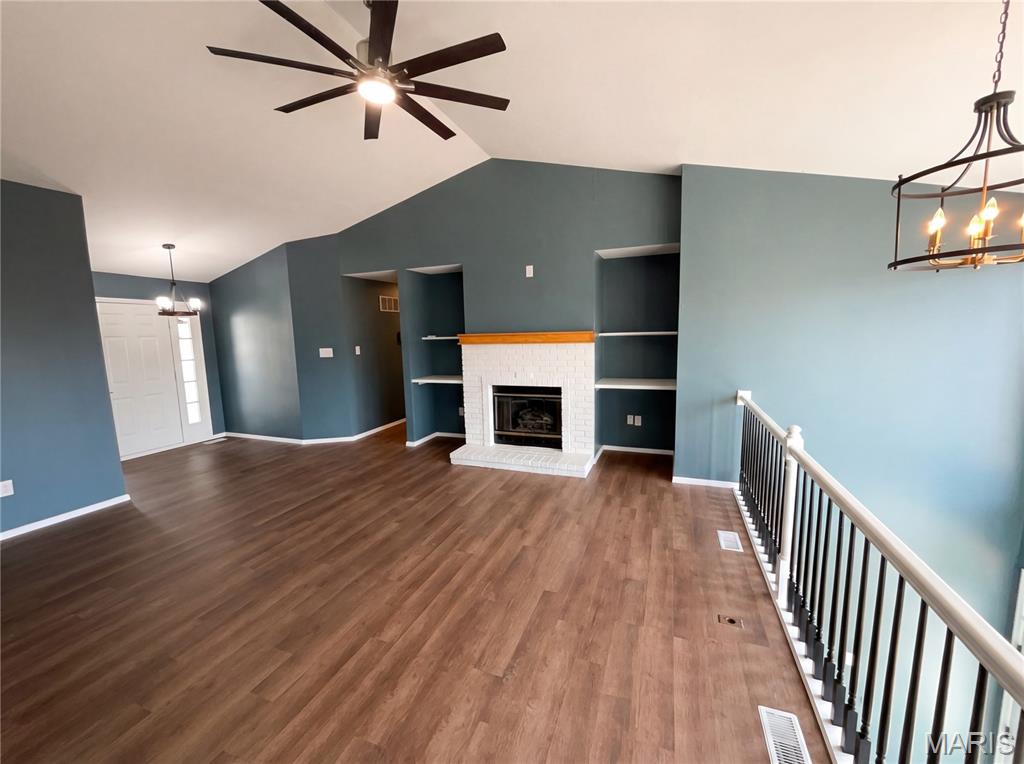 519 Steepleton Court Ballwin, MO 63021 - Photo 3 of 26