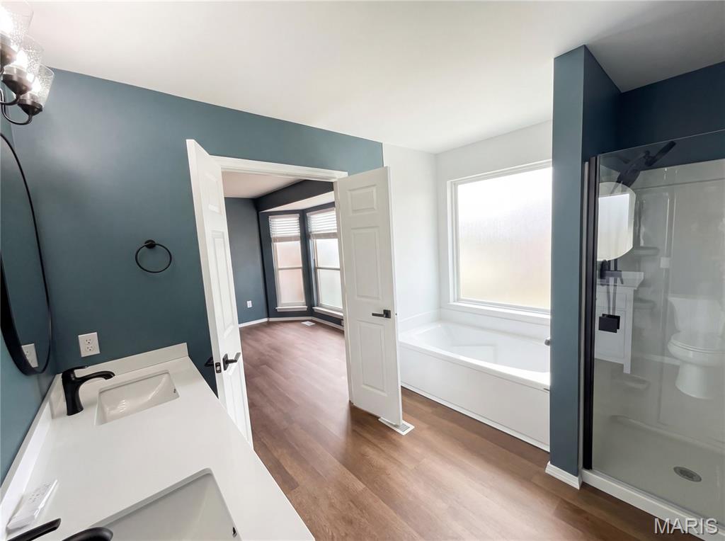 519 Steepleton Court Ballwin, MO 63021 - Photo 6 of 26