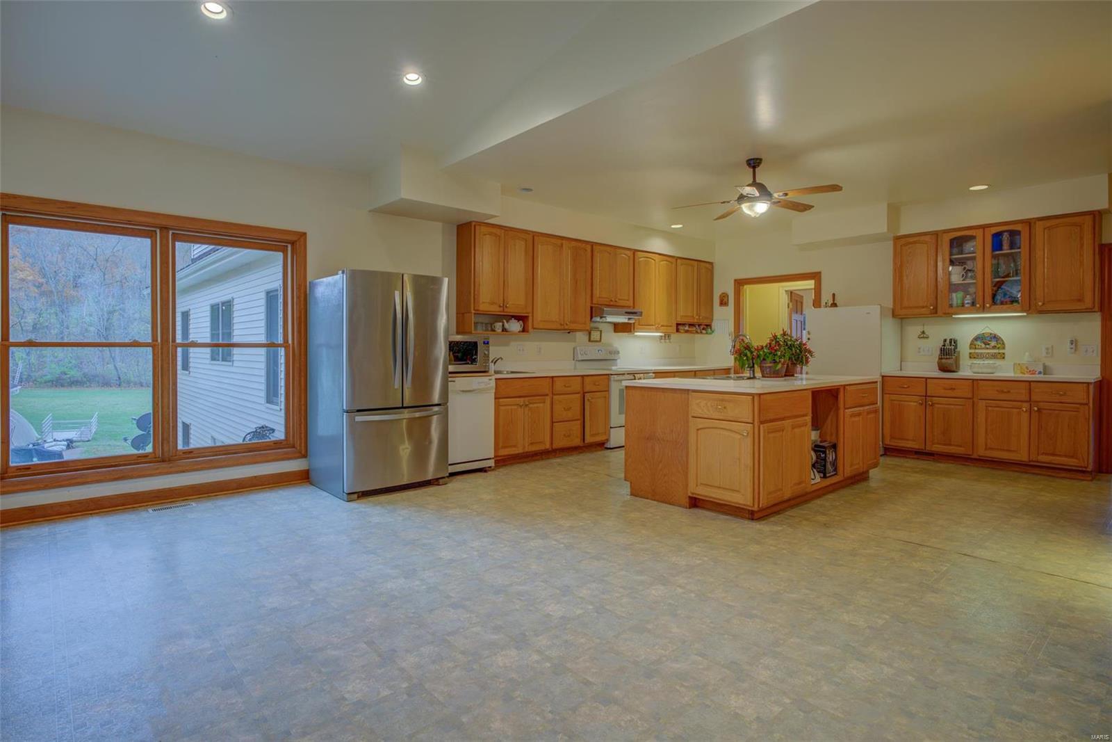 18320 Rieger Road Wildwood, MO 63005 - Photo 17 of 67