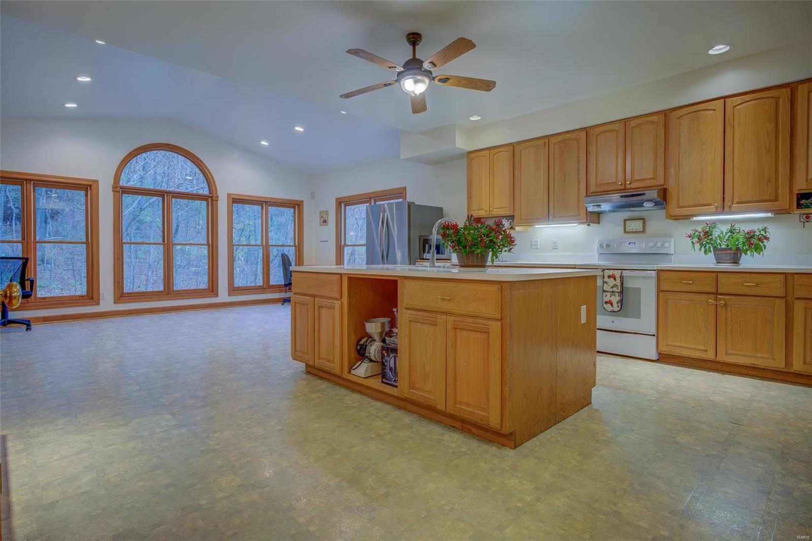 18320 Rieger Road Wildwood, MO 63005 - Photo 22 of 67