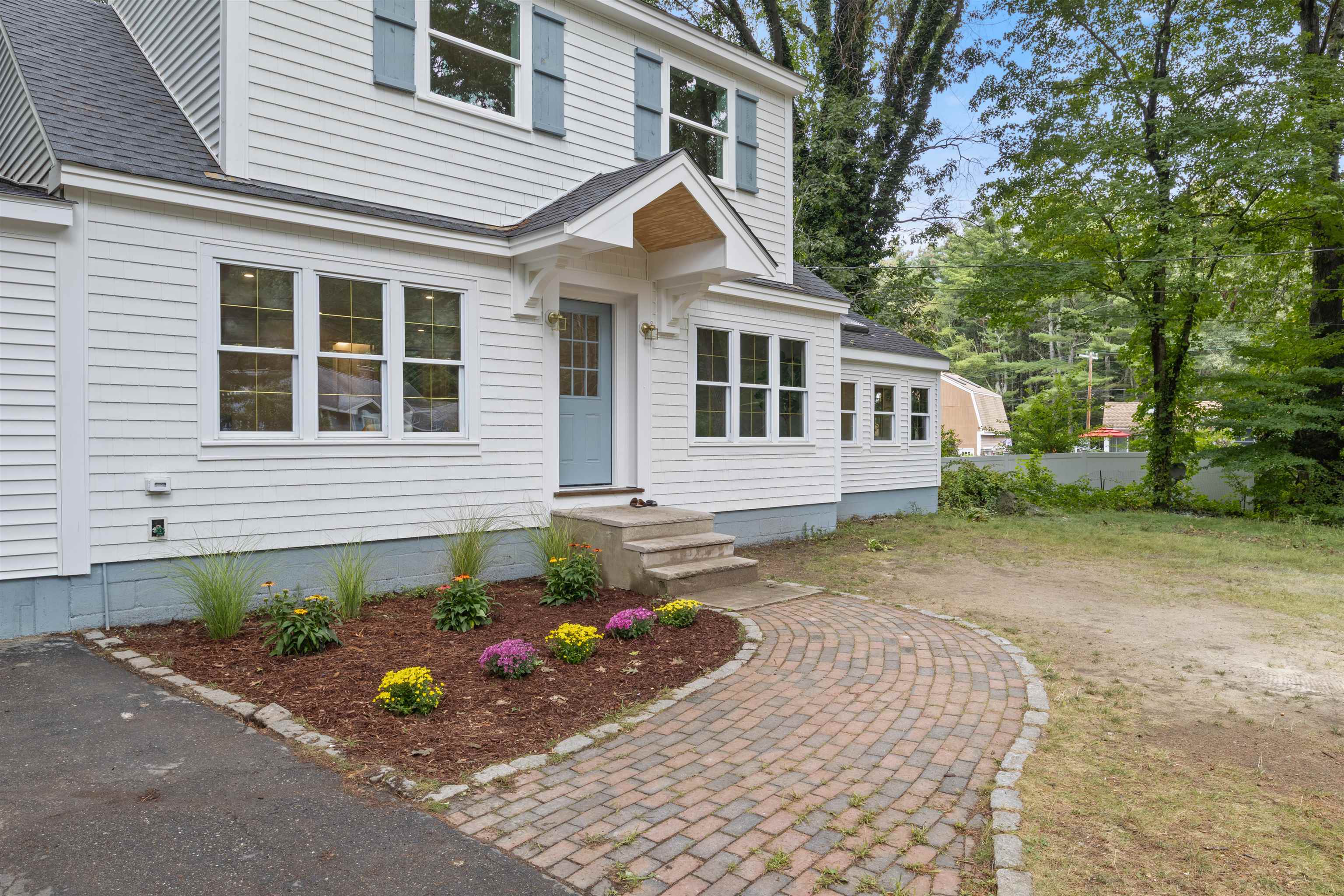 38 Mill Road North Hampton, NH 03862 - Photo 2 of 55 Gallery Image 2