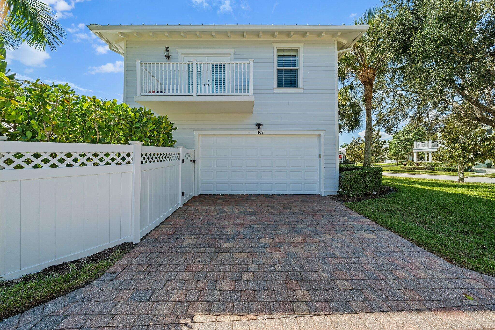 1169 Tropical Drive Jupiter, FL 33458 - Photo 107 of 113 Rear Exterior