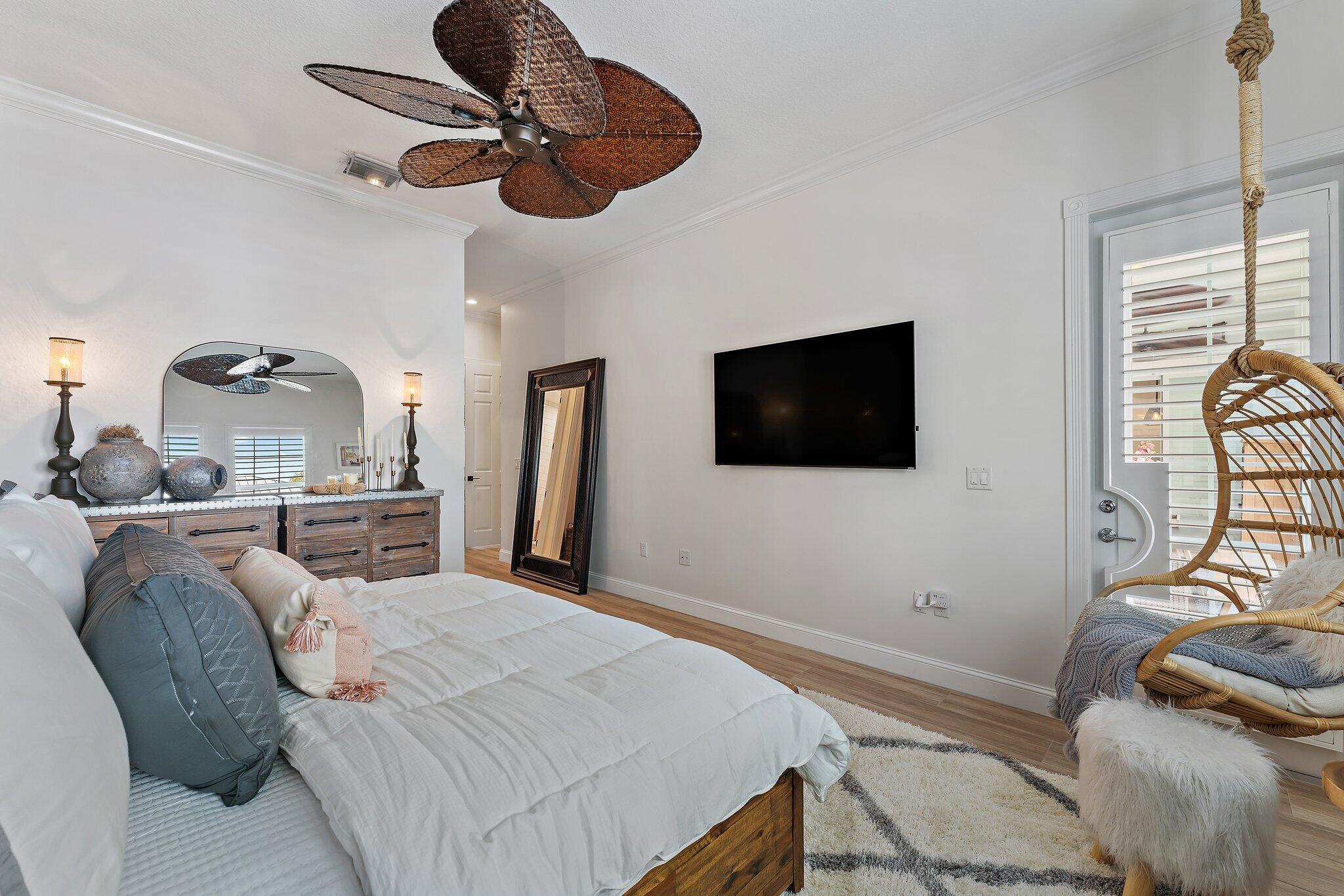 1169 Tropical Drive Jupiter, FL 33458 - Photo 33 of 113 Primary Suite