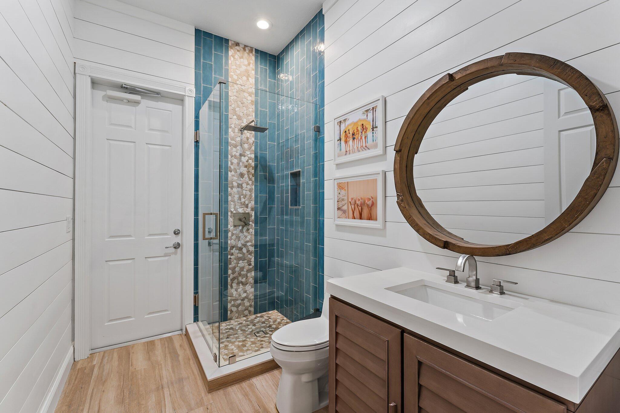 1169 Tropical Drive Jupiter, FL 33458 - Photo 41 of 113 Cabana Bath | Guest Bath 2