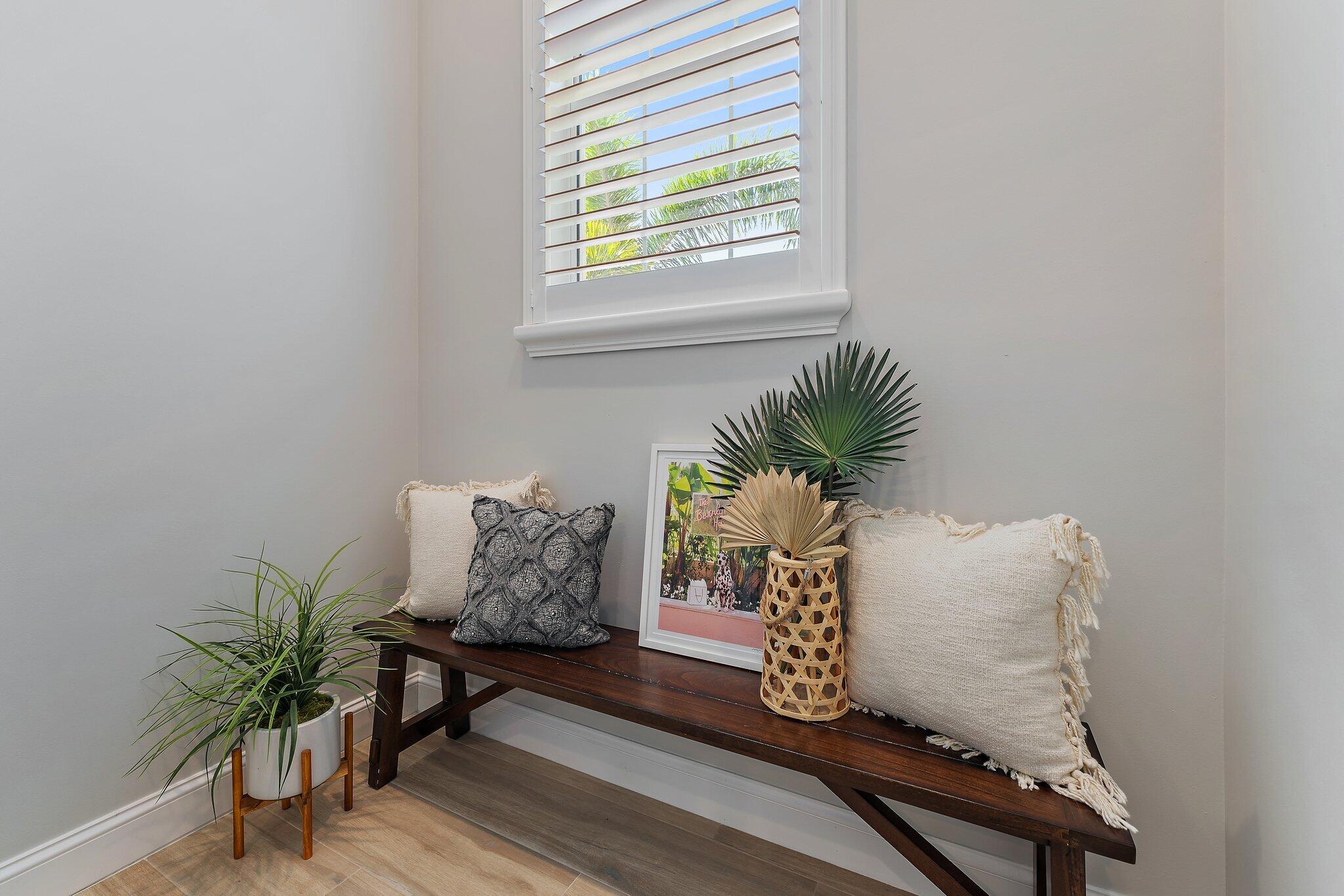 1169 Tropical Drive Jupiter, FL 33458 - Photo 43 of 113 Intermediate Landing