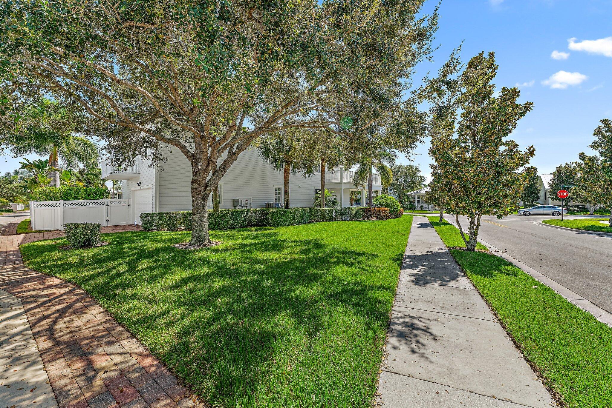 1169 Tropical Drive Jupiter, FL 33458 - Photo 98 of 113 155-1169TropicalDrive-Jupiter-FL-33458-S