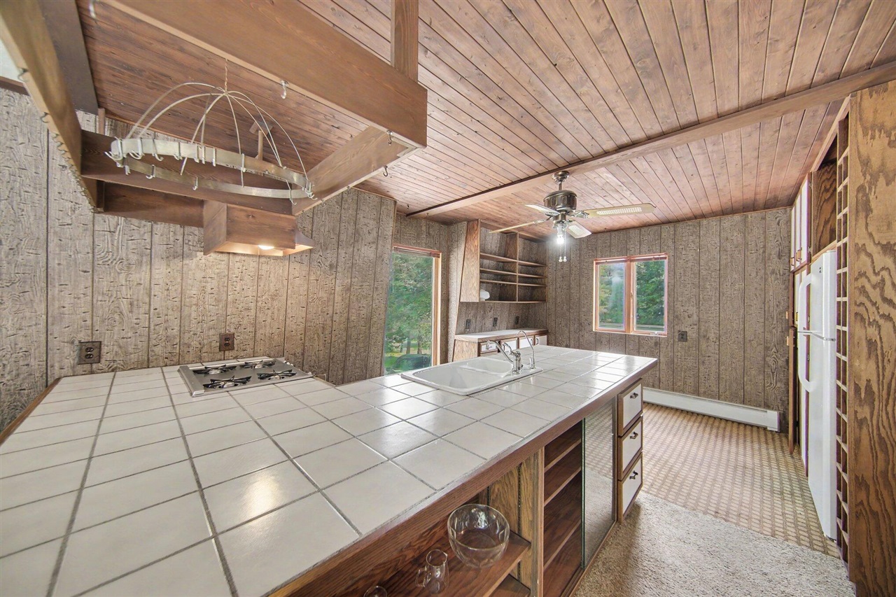 11255 Case Road Brooklyn, MI 49230 - Photo 8 of 51