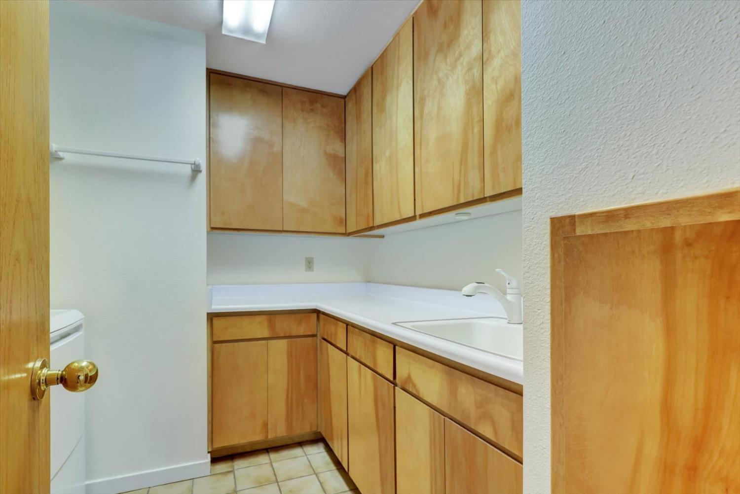 13118 Cement Hill Road Nevada City, CA 95959 - Photo 29 of 98