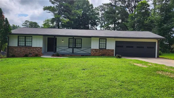 $2,100 | 1007 Strawberry Lane, Ellenwood, GA 30294