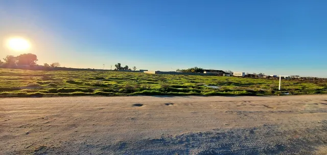 $130,000 | 1197 Cecil Avenue, Delano, CA 93215