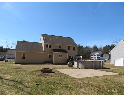 8 Pond View Circle Shirley, MA 01464 - Photo 21 of 25