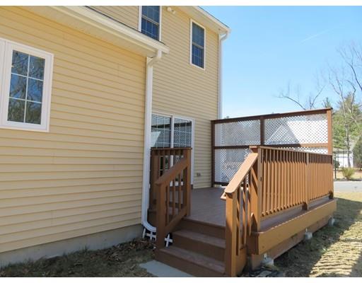 8 Pond View Circle Shirley, MA 01464 - Photo 22 of 25