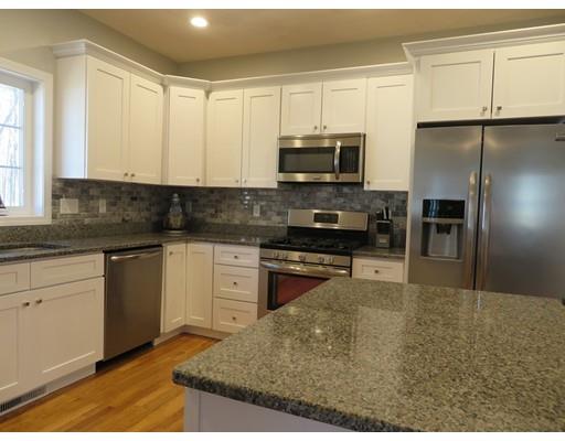 8 Pond View Circle Shirley, MA 01464 - Photo 4 of 25