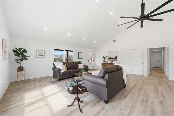 $799,900 | 2303 Pilgrim Lane, Lorena, TX 76655