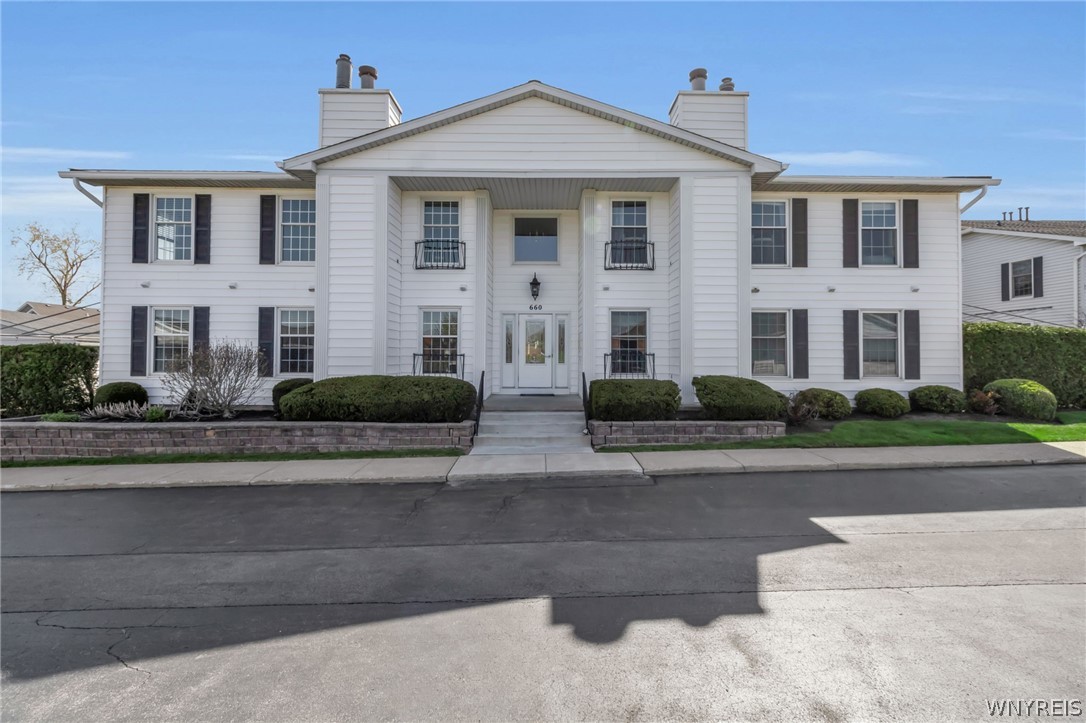 660 Youngs Road, Unit E Amherst, NY 14221 - Photo 1 of 46