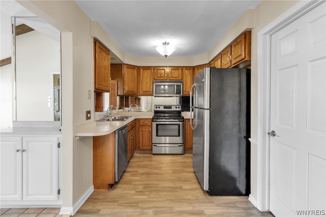 660 Youngs Road, Unit E Amherst, NY 14221 - Photo 3 of 46