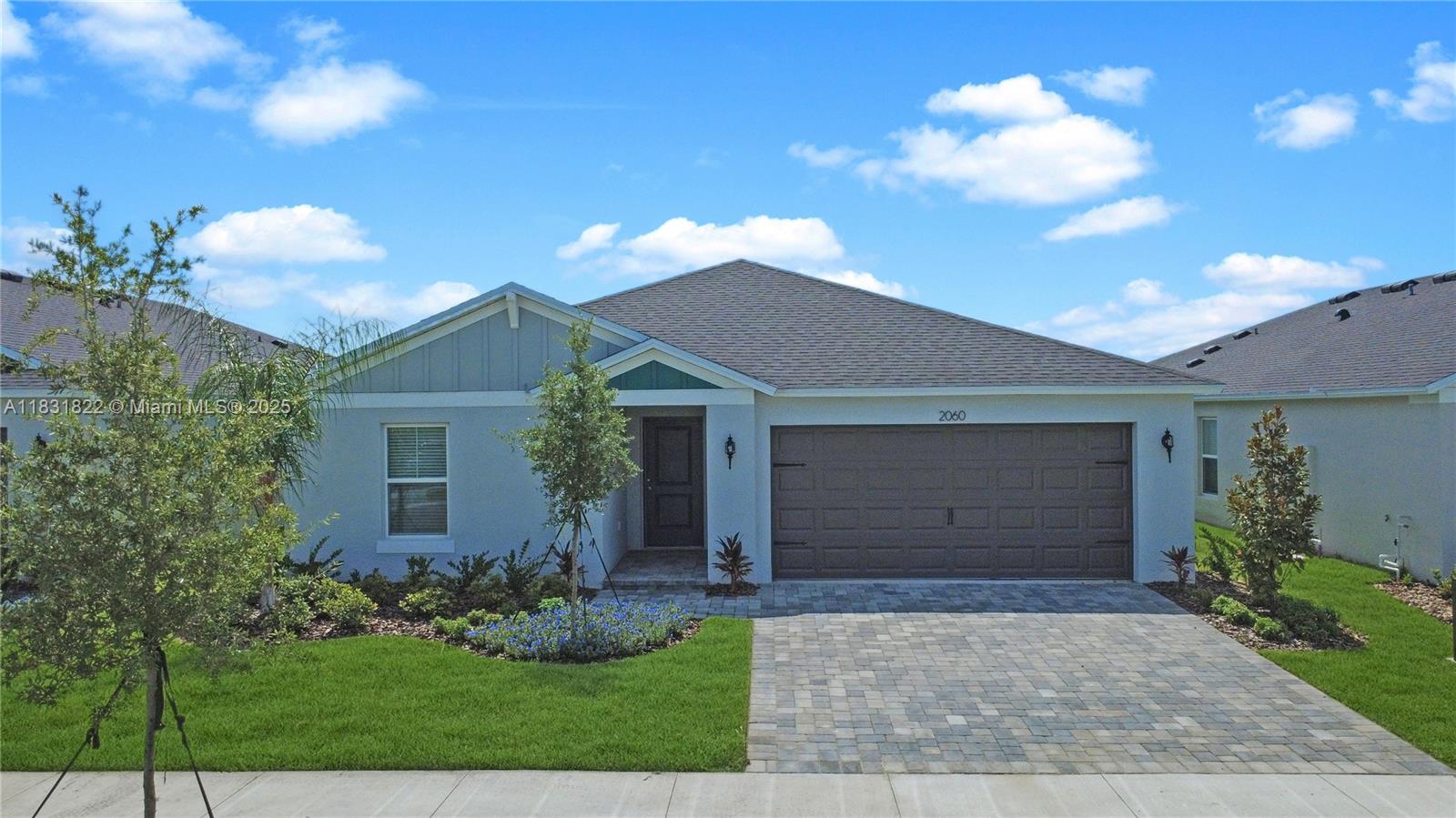 2060 Stillview Pass Zephyrhills, FL 33540 - Photo 1 of 37