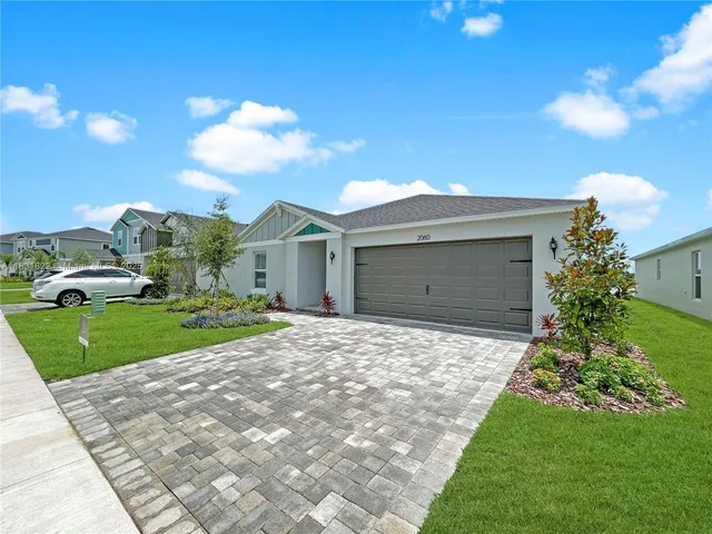 $2,300 | 2060 Stillview Pass, Zephyrhills, FL 33540