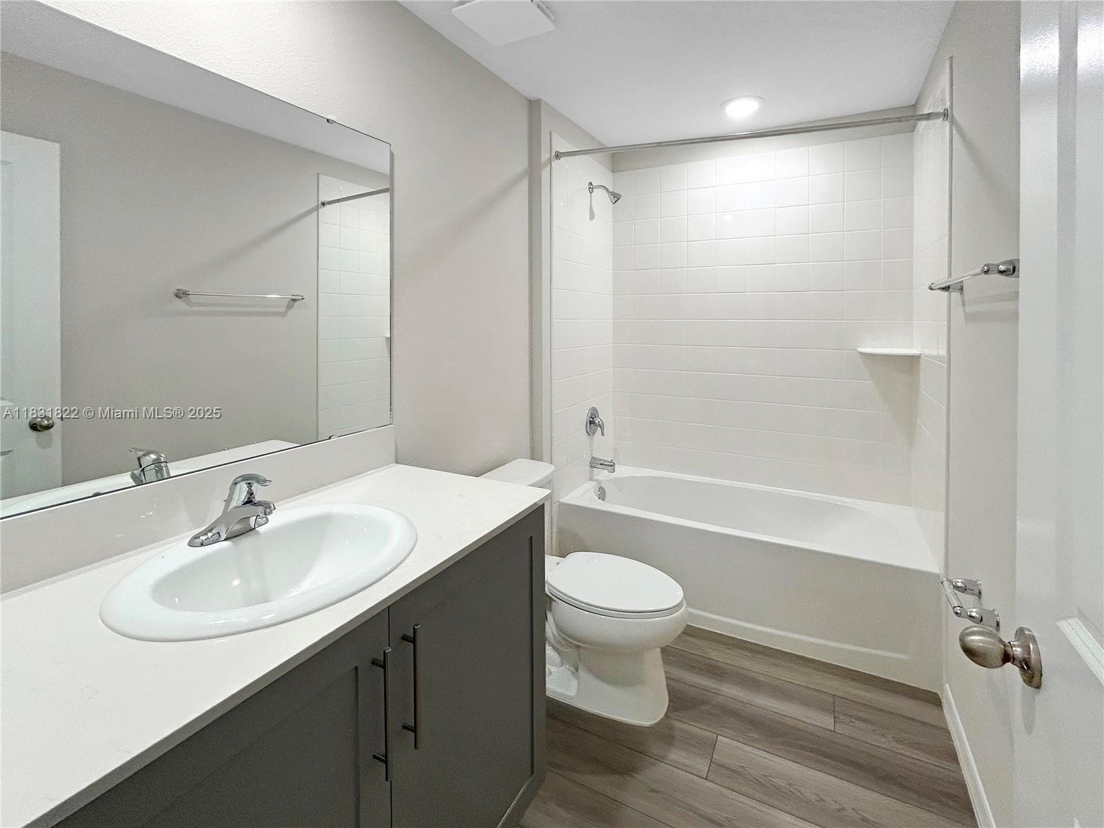 2060 Stillview Pass Zephyrhills, FL 33540 - Photo 24 of 37