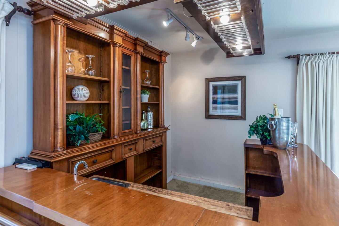 525 Outlook Drive Los Altos, CA 94024 - Photo 9 of 34