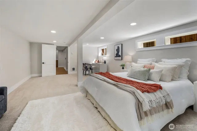 $1,129,000 | 8226 Meridian Avenue North, Seattle, WA 98103