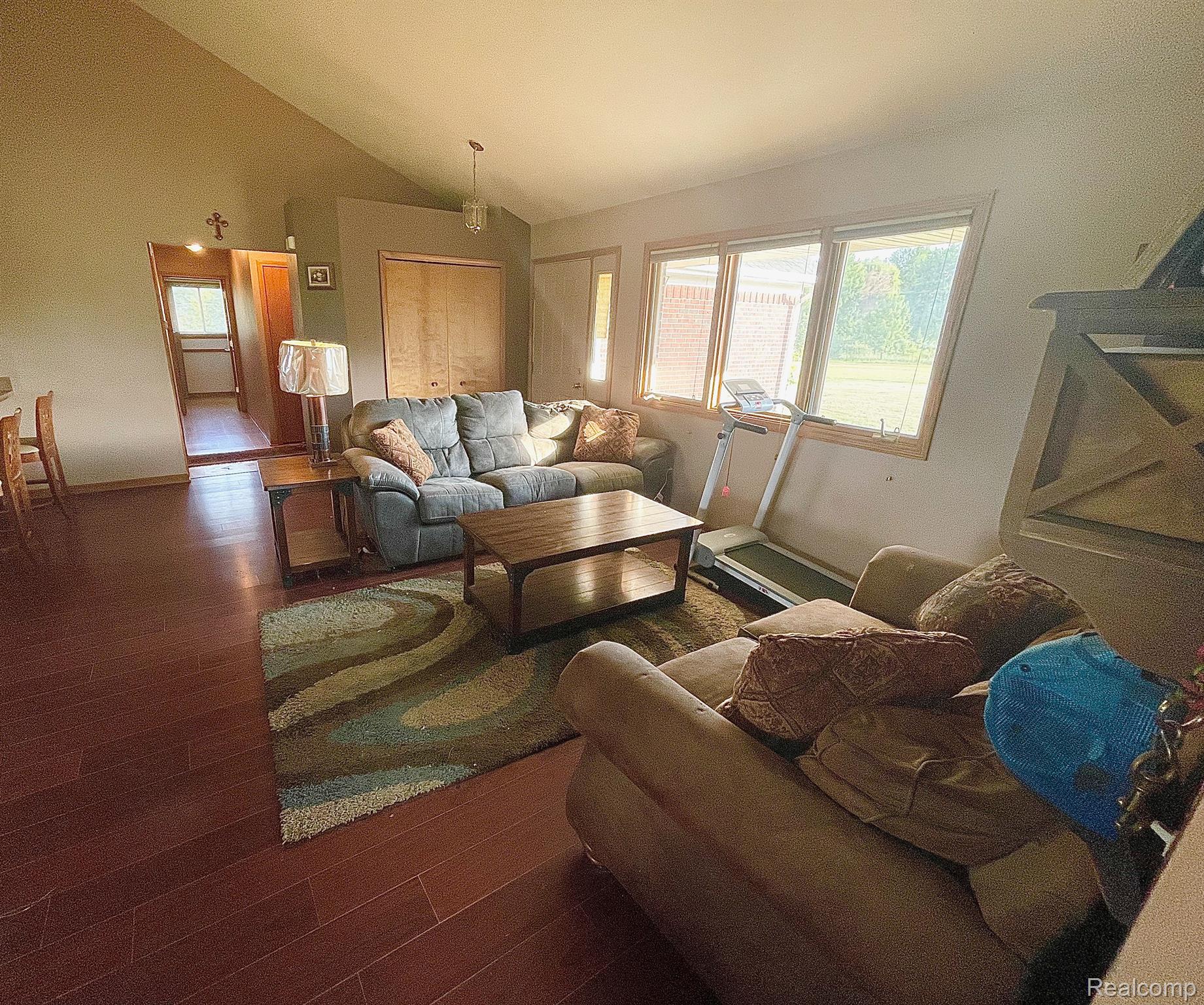 11976 Dunn Road Memphis, MI 48041 - Photo 5 of 13 Great Room