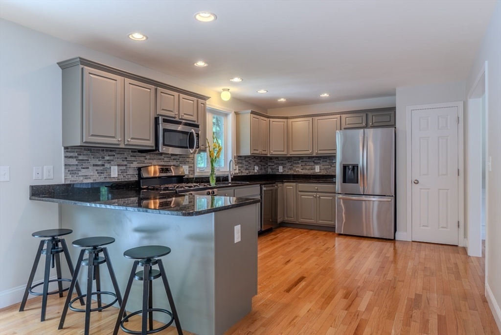 1204 Main Street Reading, MA 01867 - Photo 13 of 42
