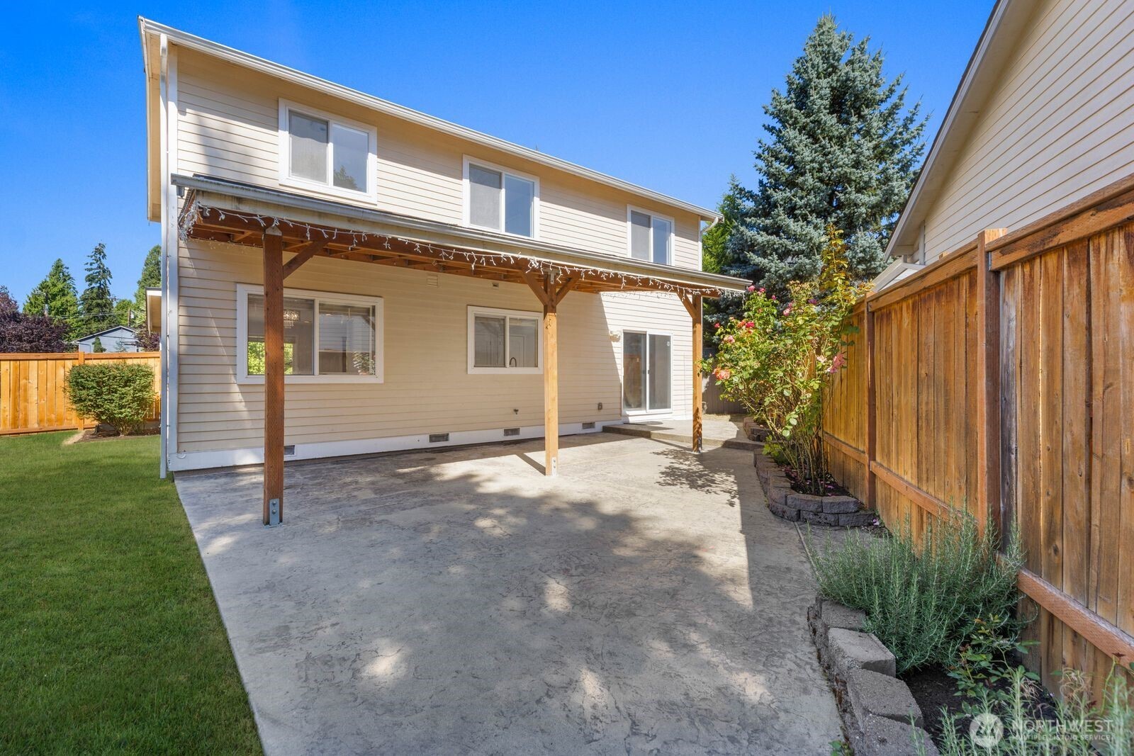 20133 7th Avenue Southeast Bothell, WA 98012 - Photo 31 of 38 Gallery Image 31