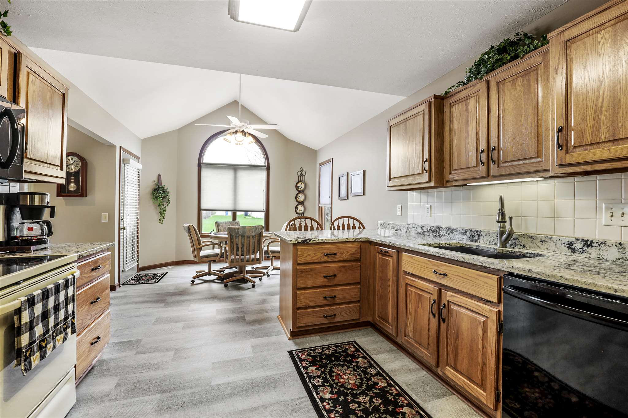 5308 Bunting Road Springfield, IL 62711 - Photo 8 of 22
