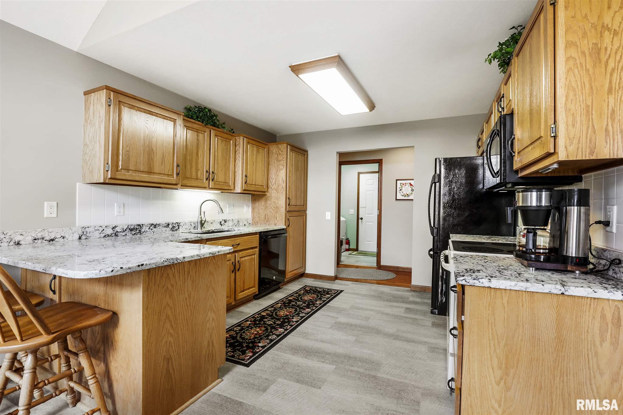 5308 Bunting Road Springfield, IL 62711 - Photo 9 of 22