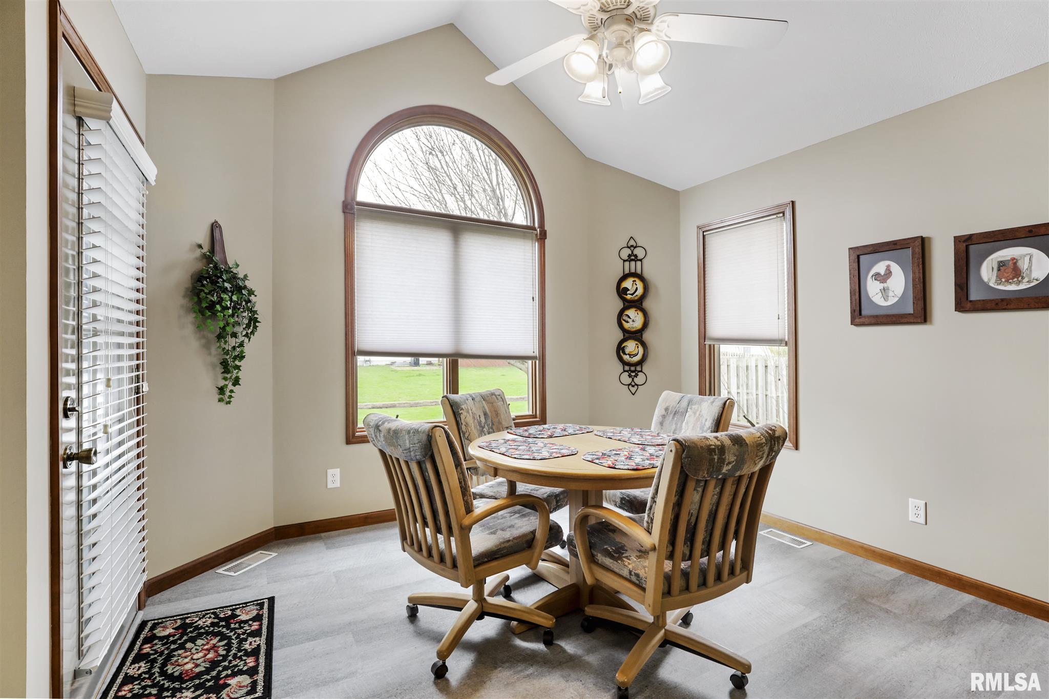 5308 Bunting Road Springfield, IL 62711 - Photo 10 of 22