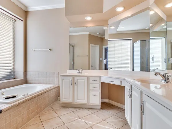 $3,000 | 6009 Glen Abbey Court, Garland, TX 75044