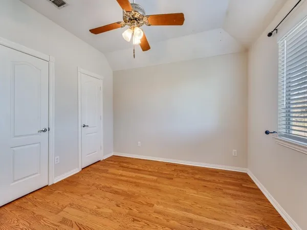 $3,000 | 6009 Glen Abbey Court, Garland, TX 75044