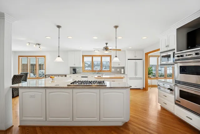 $689,500 | 13773 Steeples Road, Lemont, IL 60439